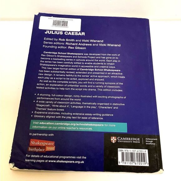 Julius Caesar Cambridge School Shakespeare Paperback - Picture 2 of 4